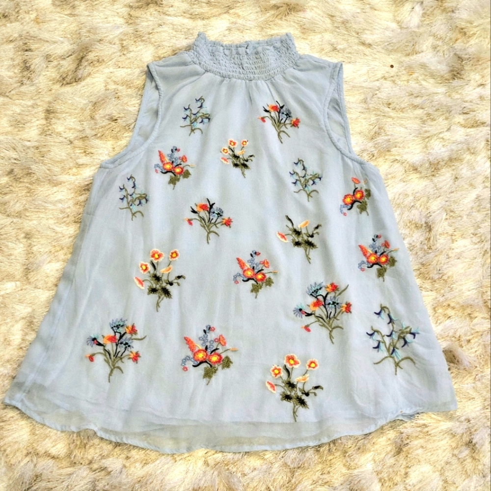 EUC Sundance Floral Blouse - Picture 2 of 11
